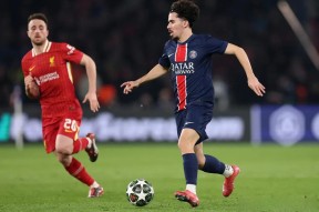 爱游戏登录 -包含法甲国际比赛日再迎强敌，葡萄牙体育复出首秀，主帅态度——压力陡增，轮换策略成焦点的词条